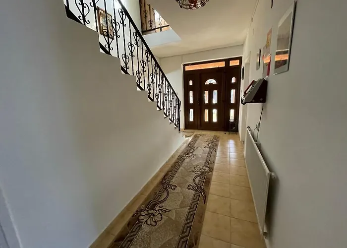 Mini Panzio Guest house 3*