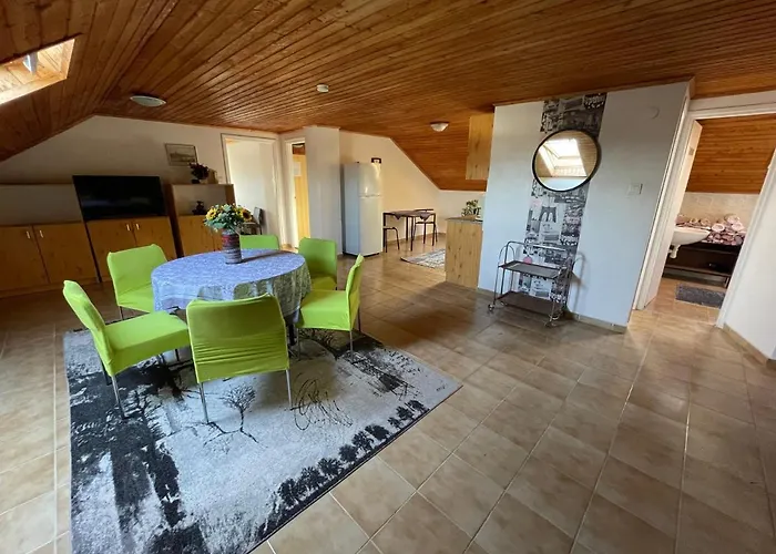 Mini Panzio Guest house 3*